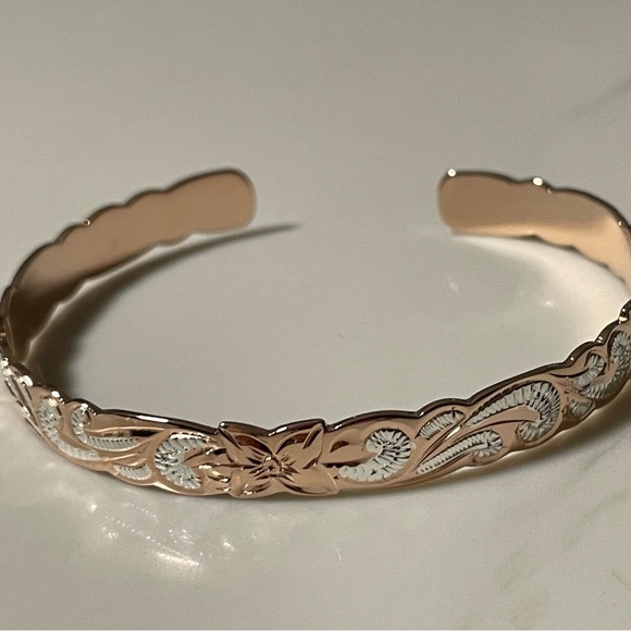 Jewelry - Rose gold plated sterling silver Hawaiian bracelet,NEW